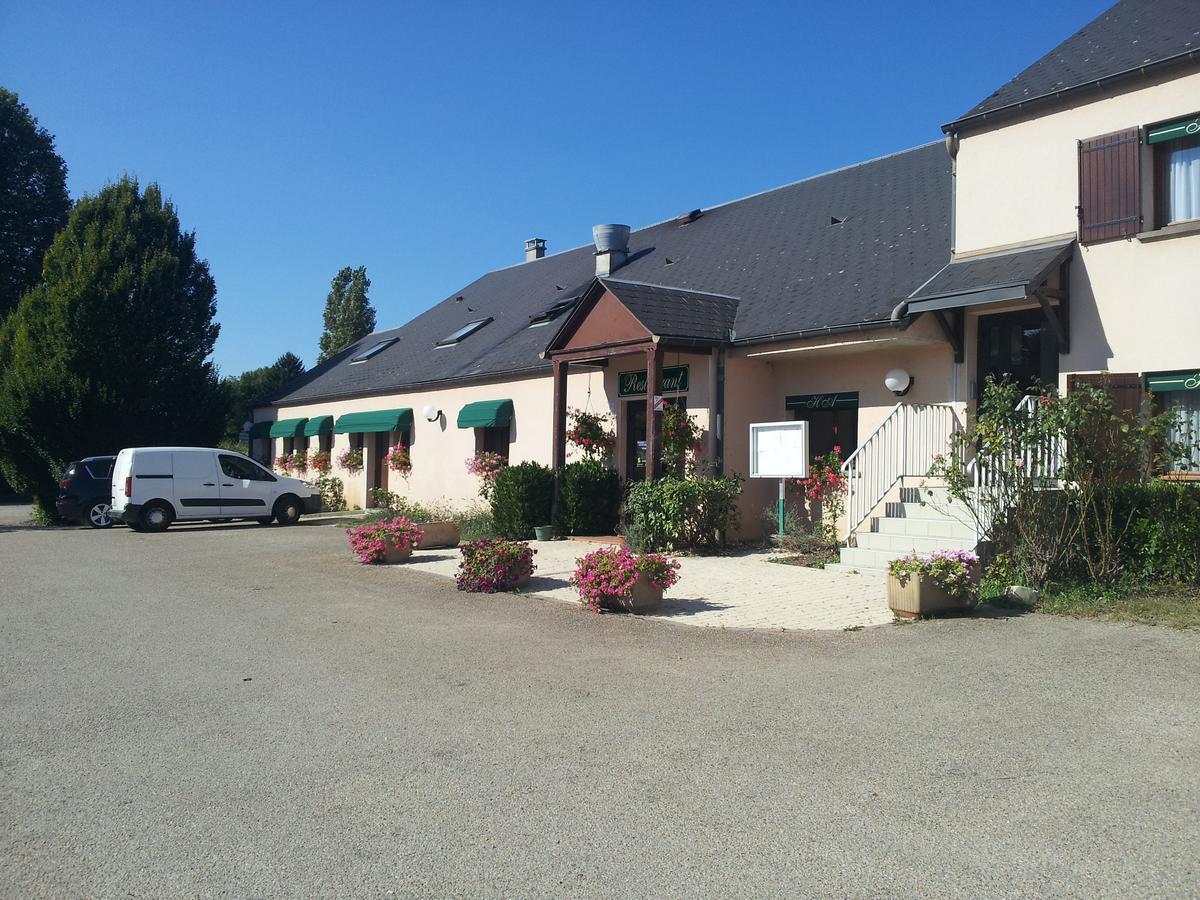 Logis Hotel Restaurant De L'Abbaye Ferrieres-en-Gatinais Exterior photo