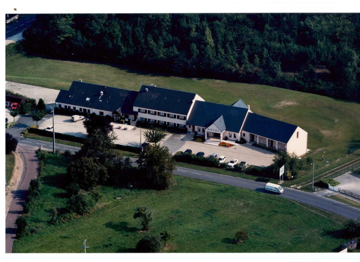 Logis Hotel Restaurant De L'Abbaye Ferrieres-en-Gatinais Exterior photo